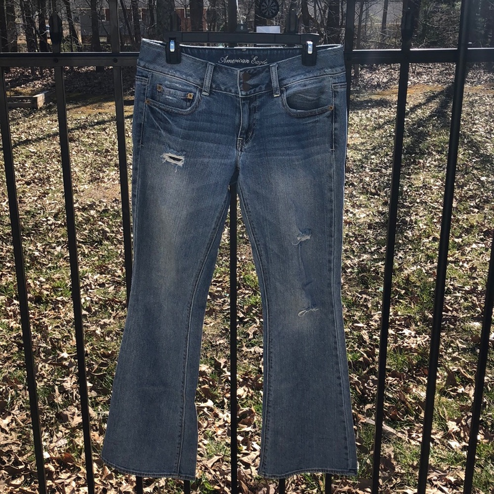 American Eagle Artist Jean